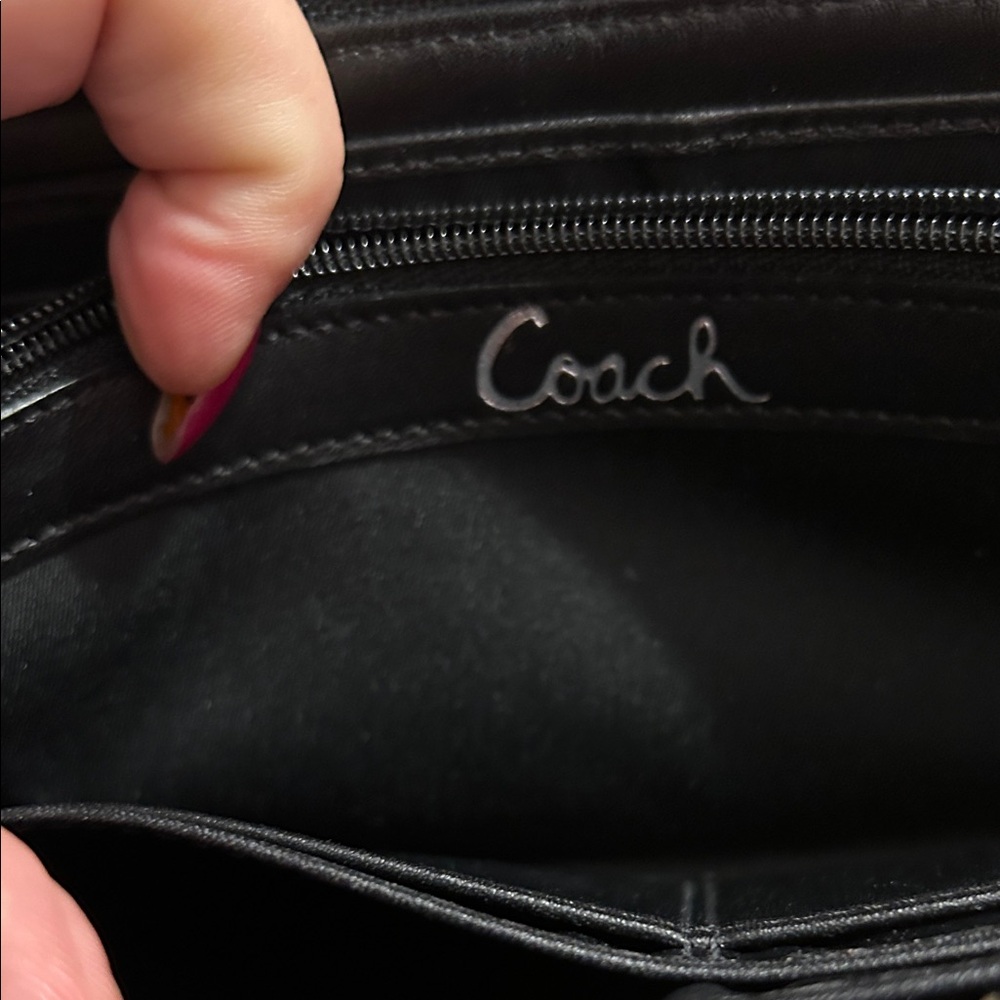 Coach Poppy Zip-Around Long Wallet in Signature Jacquard EUC - Picture 8 of 12